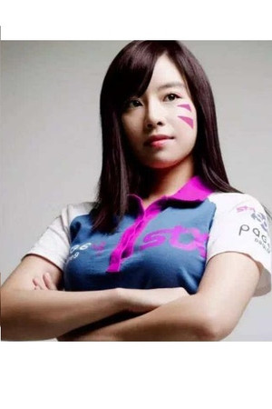 Yike Xia portrait