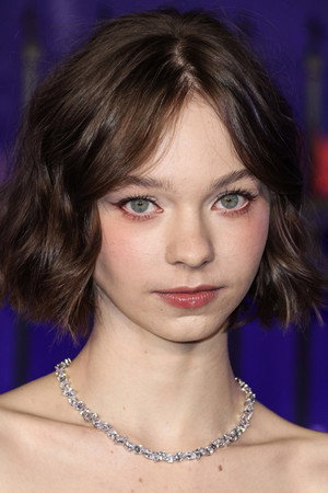 Emma Myers portrait