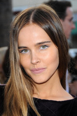Isabel Lucas portrait