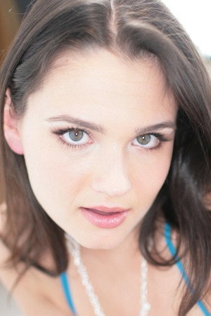 Samantha portrait