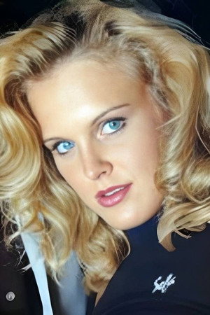 Laura Biggs portrait