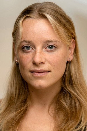 Minna Flyvholm portrait