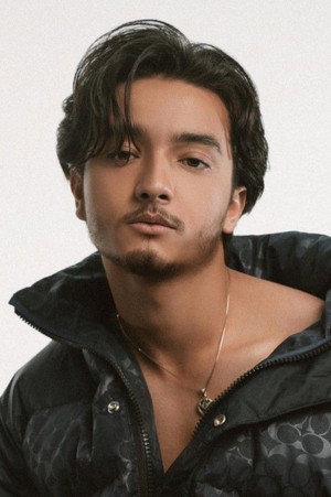 Bryan Domani portrait