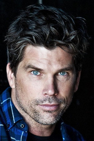 Mike Shara portrait