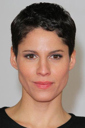Jasmin Gerat portrait