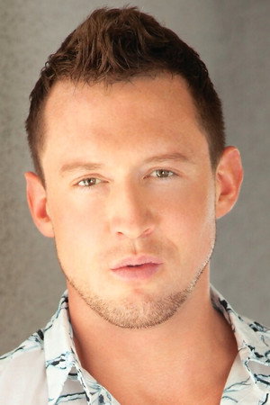Pierce Paris portrait