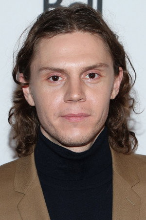 Evan Peters portrait