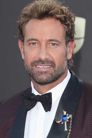 Gabriel Soto portrait