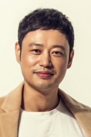 Yang Chi-seung portrait
