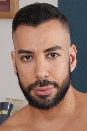 Noel Santoro portrait