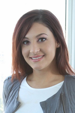 Nikki Chase portrait