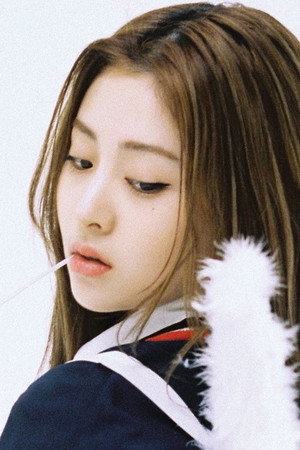 Huh Yunjin portrait