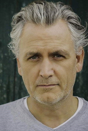 Julian Nicholson portrait