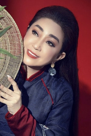 Thoại Mỹ portrait
