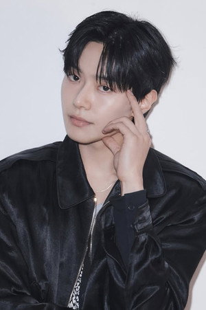 Seong Seung-ha portrait