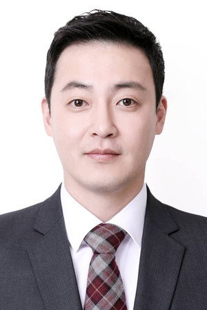 Kim Yong-jin portrait