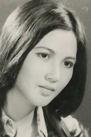 Thanh Hiền portrait