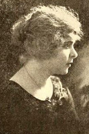 Lottie Kruse portrait