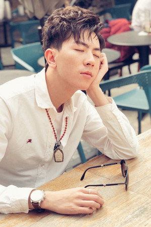 Zirui Xu portrait