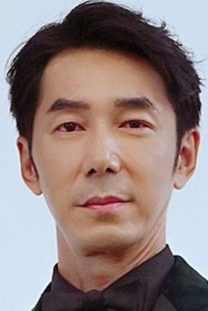 Lee Lee-zen portrait