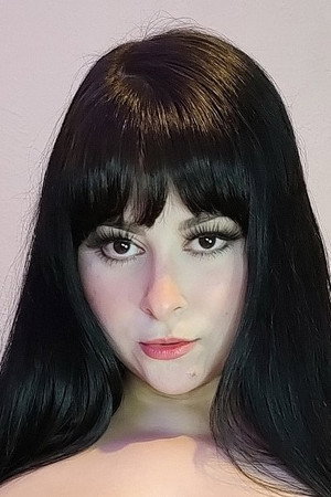 Lucy Skills portrait