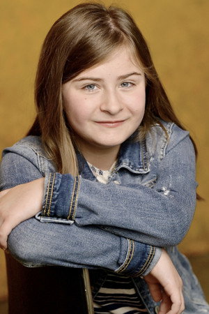 Ava Connolly portrait