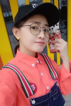 Luo Si Wei portrait
