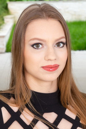 Mia Split portrait