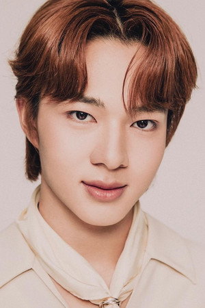 Chawarin Perdpiriyawong portrait