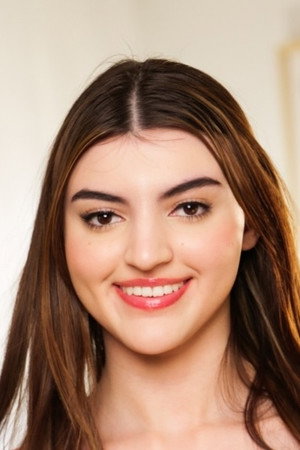 Julia James portrait