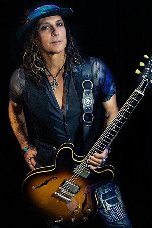Ryan Roxie portrait