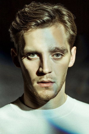 Jonas Nay portrait
