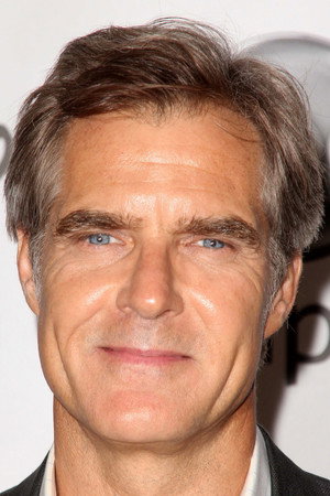 Henry Czerny portrait