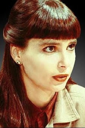 Lídia Brondi portrait