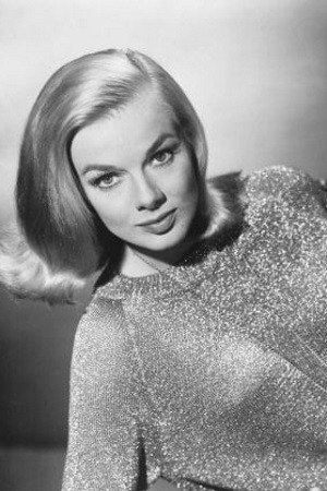 Leslie Parrish portrait