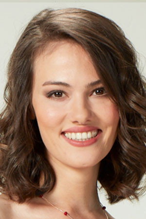 Gülper Özdemir portrait