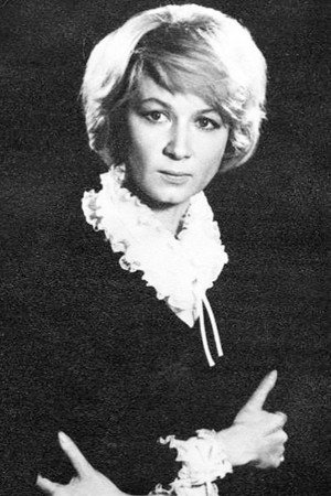 Alla Demidova portrait