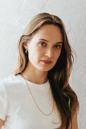 Caro Baens portrait