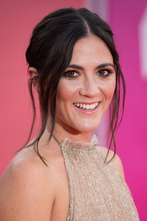 Isabelle Fuhrman portrait