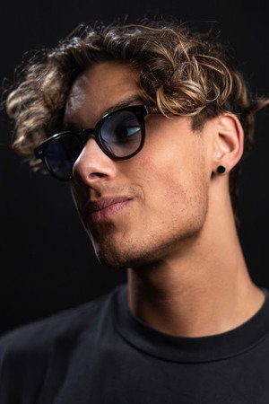 Sebastian Tardos portrait