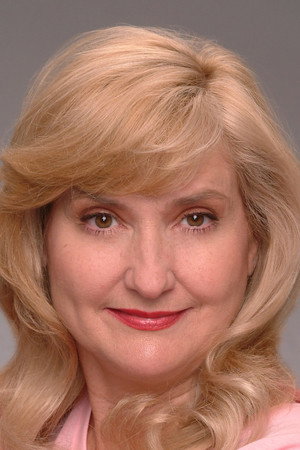 Helen Proimos portrait