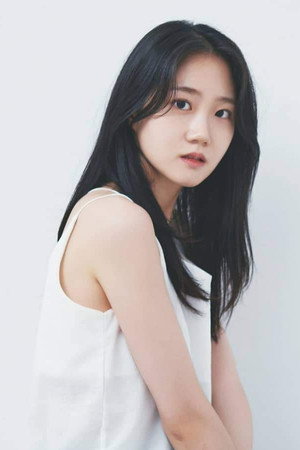 Lee Do-hye portrait