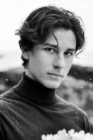 Alex Roper portrait
