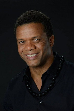 Luc Mervil portrait