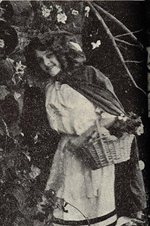 Eva Prout portrait