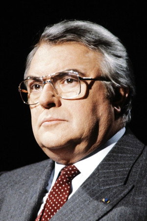 Pierre Mauroy portrait