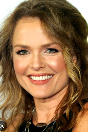 Dina Meyer portrait