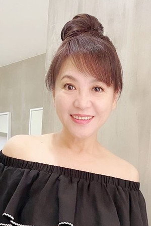 Yang Chieh-mei portrait