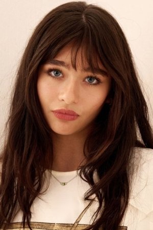 Malina Weissman portrait