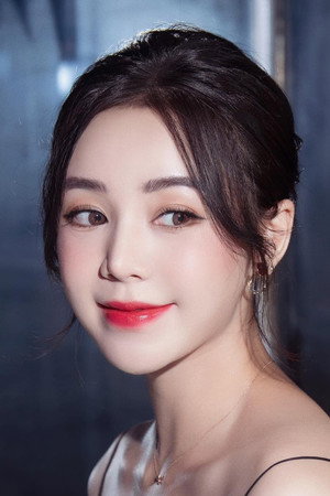 Nguyễn Quỳnh portrait